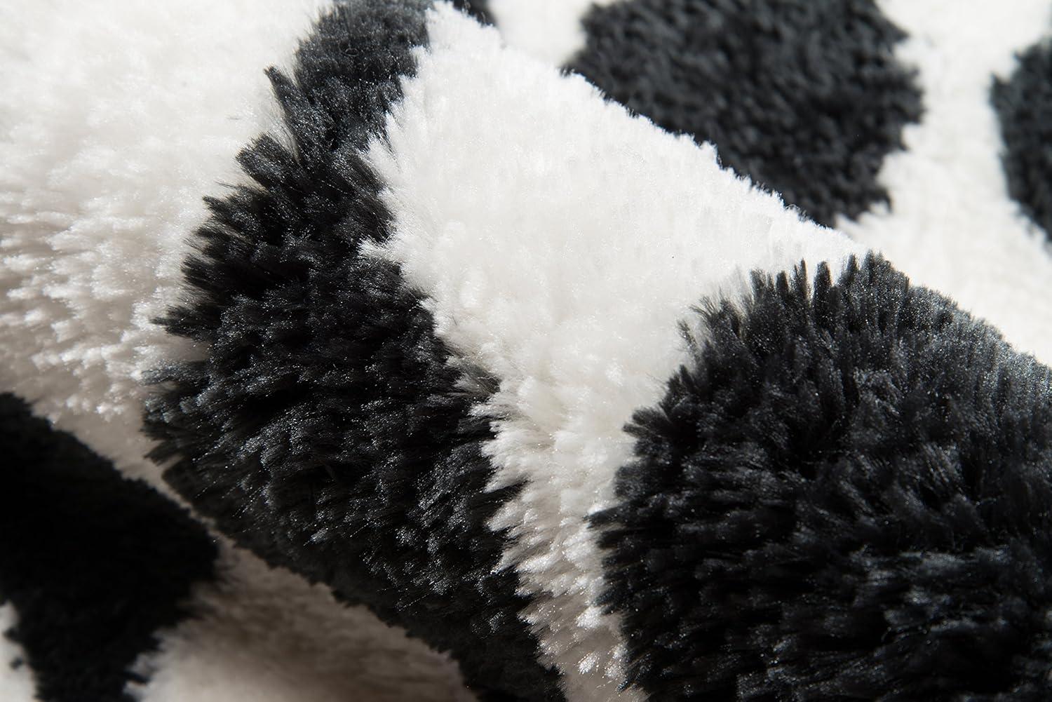 imageNovogratz by Momeni Retro Collection Stockings Shag Area Rug 20quot x 30quot TaupeBlack